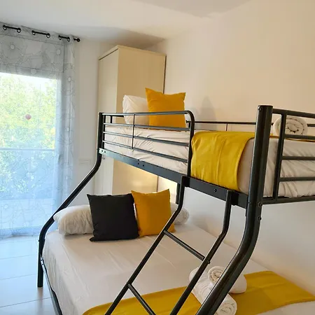Domuum Holidays - Paradise Village Ii