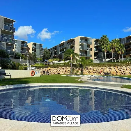 Domuum Holidays - Paradise Village Ii