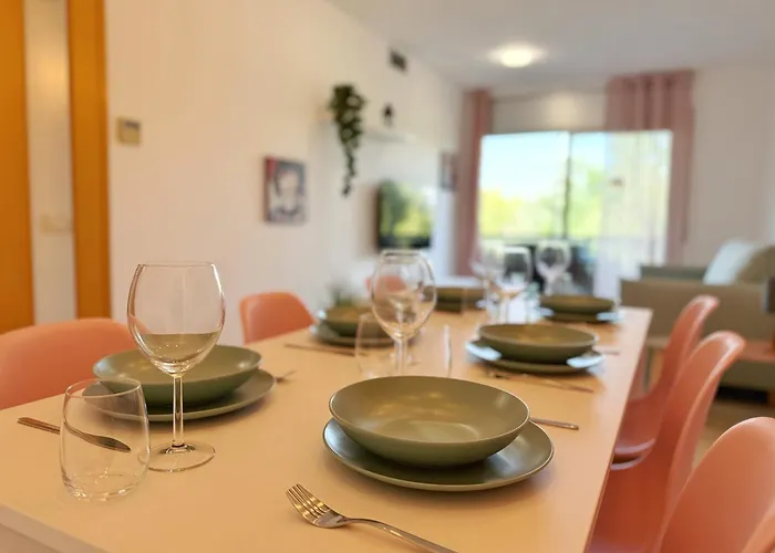 Domuum Holidays - Paradise Village Ii דירה סאלו